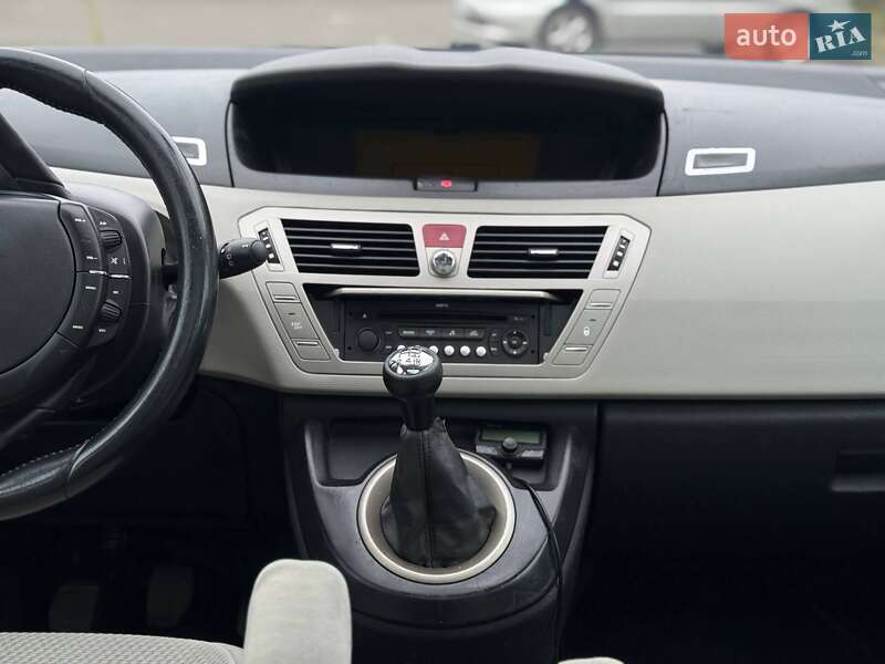 Мінівен Citroen Grand C4 Picasso 2008 в Кривому Розі фото 46 Мінівен Citroen Grand C4 Picasso 2008 в Кривому Розі