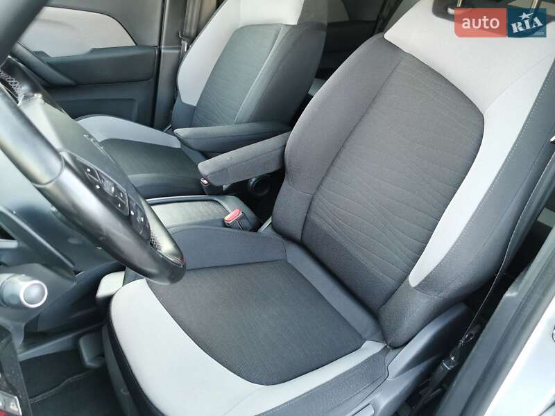 Минивэн Citroen Grand C4 Picasso 2015 в Хмельницком