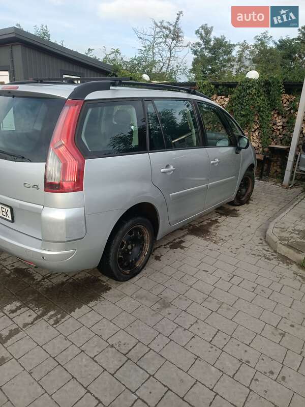 Минивэн Citroen Grand C4 Picasso 2008 в Ивано-Франковске фото 26 Минивэн Citroen Grand C4 Picasso 2008 в Ивано-Франковске