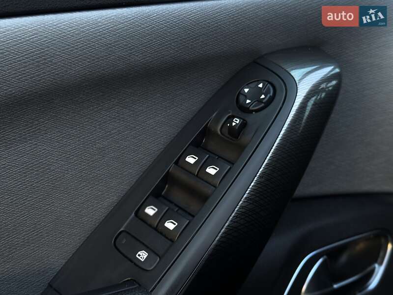 Мінівен Citroen Grand C4 Picasso 2016 в Дунаївцях фото 32 Мінівен Citroen Grand C4 Picasso 2016 в Дунаївцях