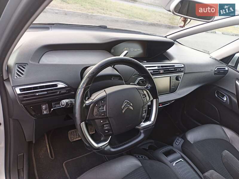 Мінівен Citroen Grand C4 Picasso 2015 в Києві фото 11 Мінівен Citroen Grand C4 Picasso 2015 в Києві