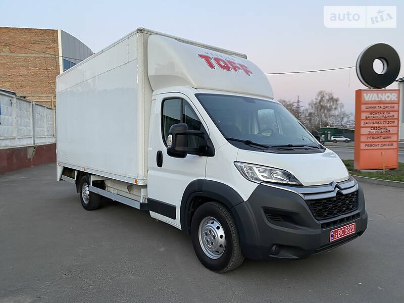 Вантажопасажирський фургон Citroen Jumper 2015 в 