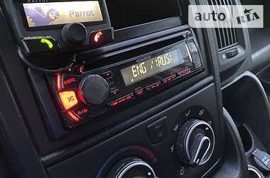 Вантажопасажирський фургон Citroen Jumper 2015 в 