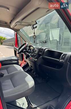 Грузопассажирский фургон Citroen Jumper 2013 в 