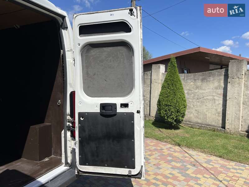 Вантажний фургон Citroen Jumper 2015 в Стрию