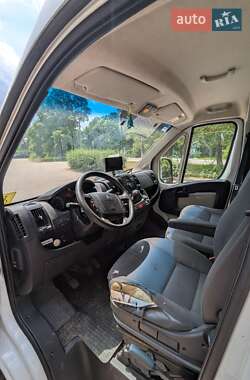 Грузовой фургон Citroen Jumper 2013 в 