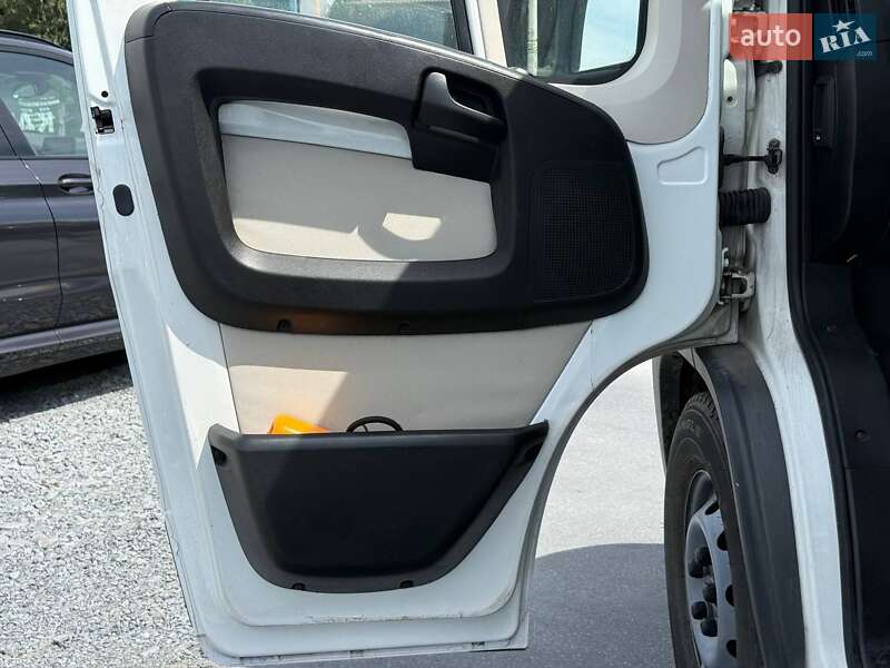 Автовоз Citroen Jumper 2014 в Рівному