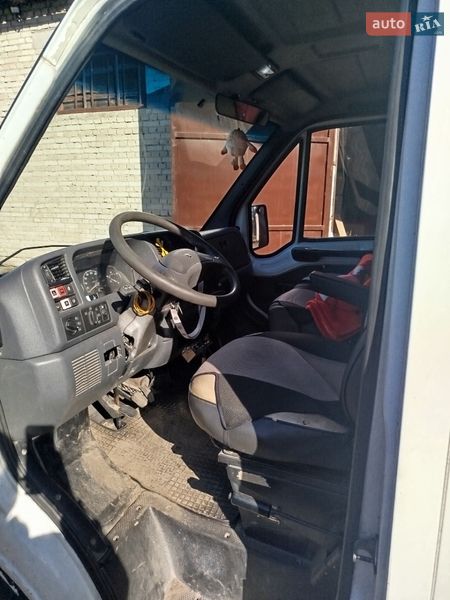 Вантажопасажирський фургон Citroen Jumper 1999 в Цумані