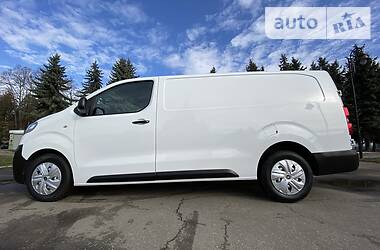 Вантажопасажирський фургон Citroen Jumpy 2017 в 