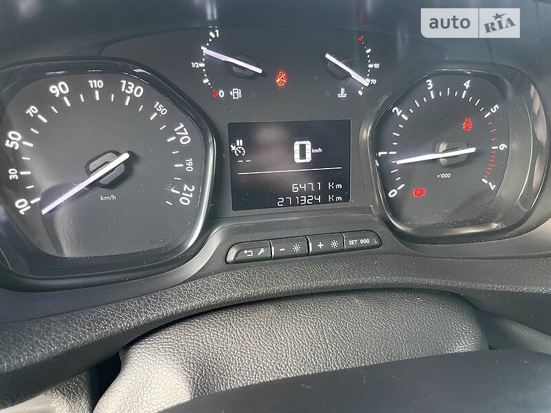 Вантажний фургон Citroen Jumpy 2016 в Києві