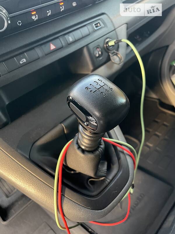 Вантажний фургон Citroen Jumpy 2016 в Києві