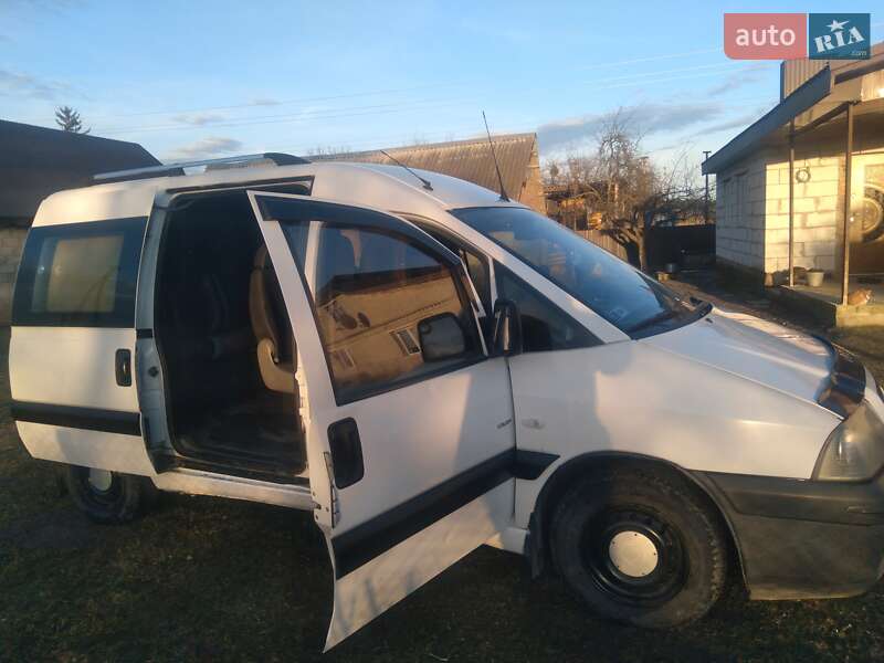 Минивэн Citroen Jumpy 2005 в Владимире