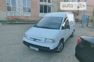 Грузовой фургон Citroen Jumpy 2001 в Луцке