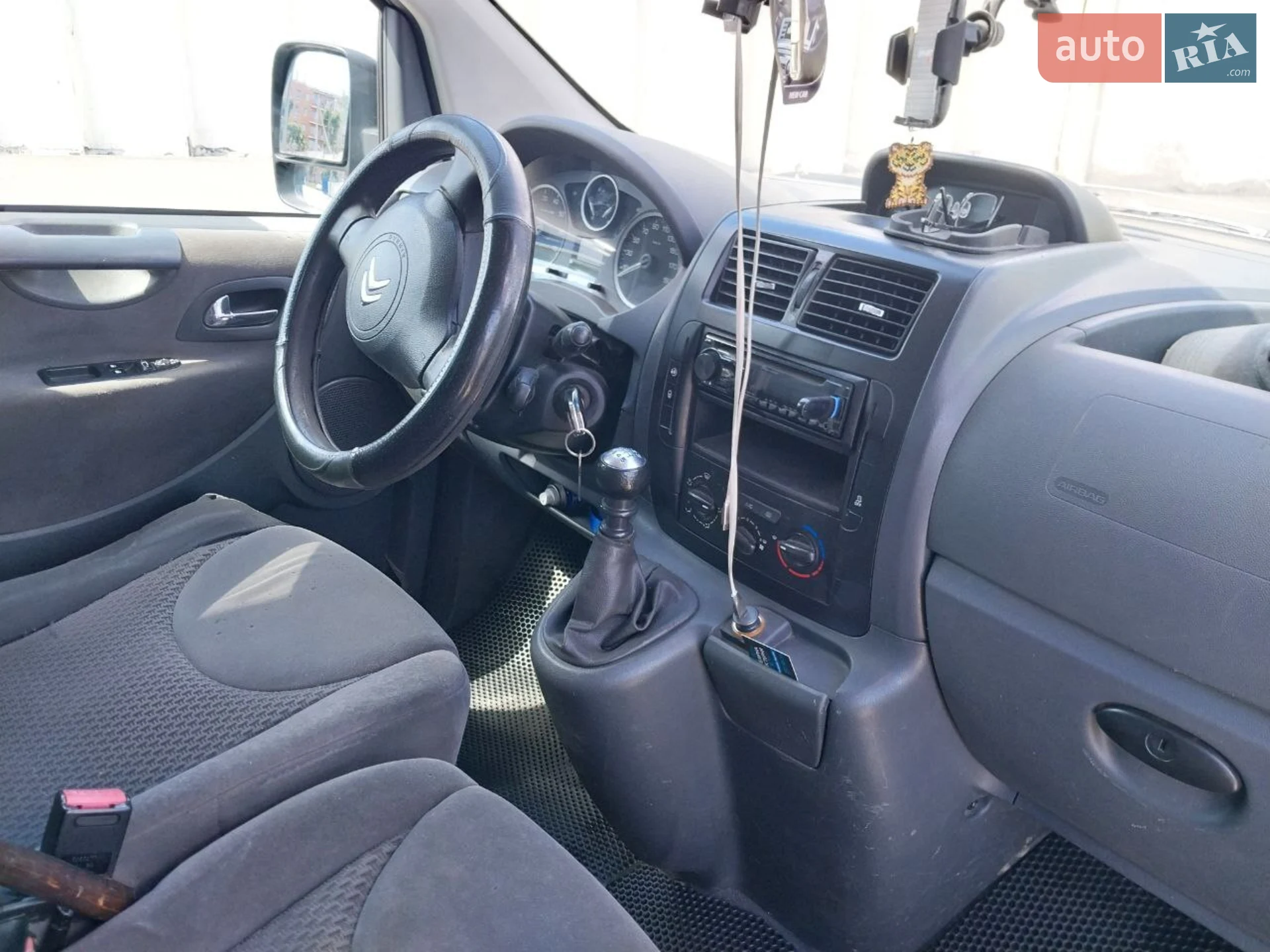 2015 Citroen Jumpy - мініатюра 2