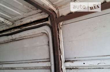 Грузовой фургон Citroen Jumpy 2000 в 