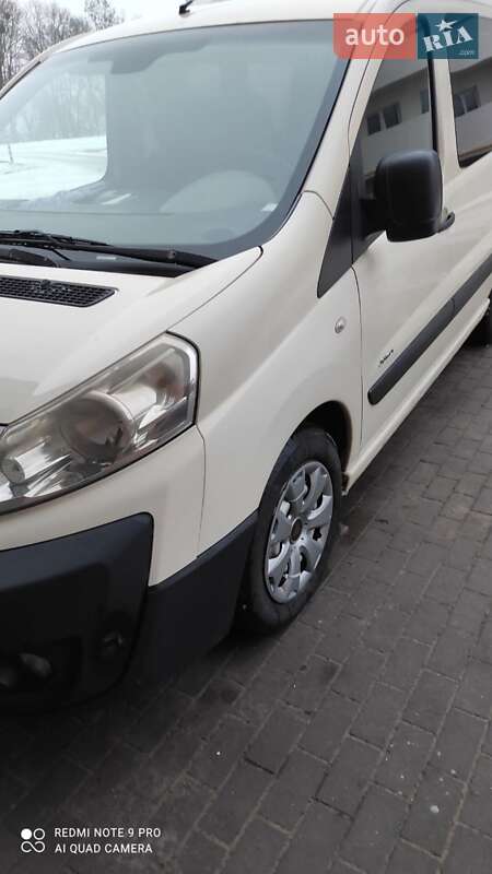 Минивэн Citroen Jumpy 2007 в Новояворовске