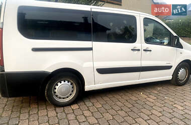 Мінівен Citroen Jumpy 2009 в 