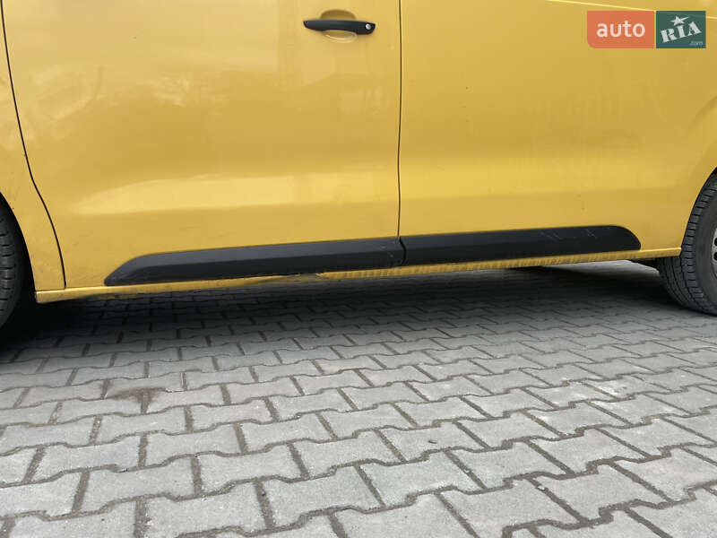 Вантажний фургон Citroen Jumpy 2017 в Львові