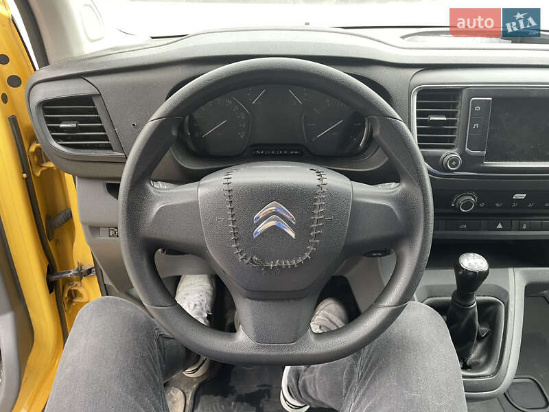 Вантажний фургон Citroen Jumpy 2017 в Львові