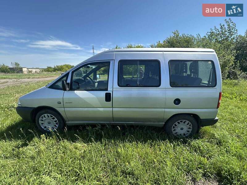 Минивэн Citroen Jumpy 2004 в Остроге