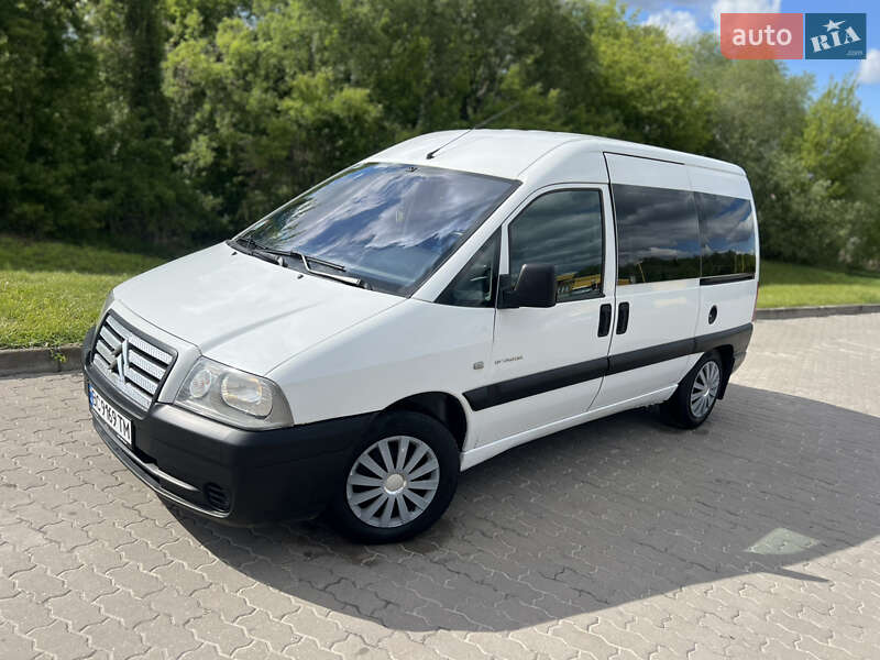 Минивэн Citroen Jumpy 2006 в 