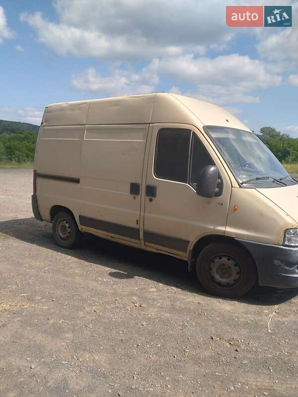 Грузовой фургон Citroen Jumpy 2002 в Ужгороде