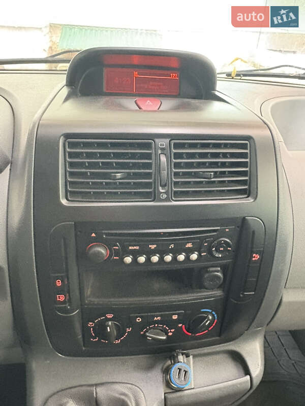 Грузовой фургон Citroen Jumpy 2012 в Коломые