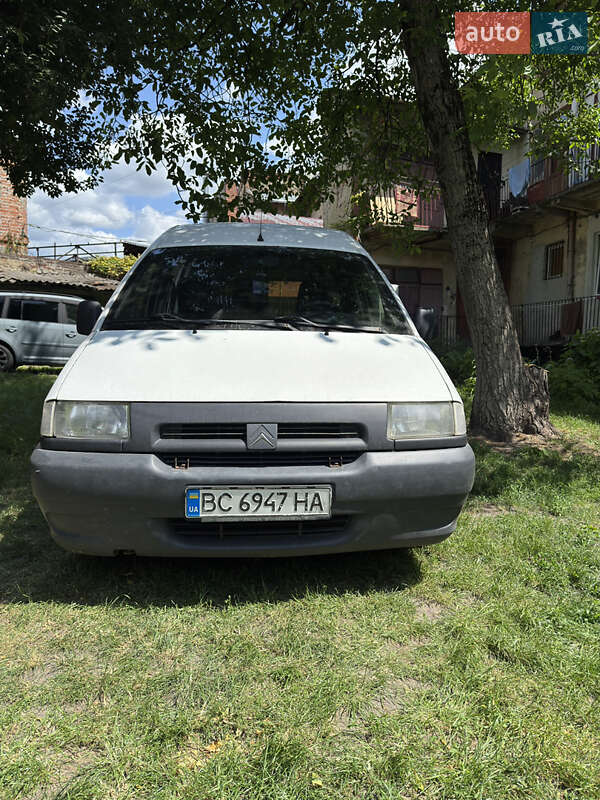 Грузовой фургон Citroen Jumpy 2000 в 