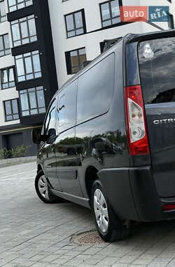 Минивэн Citroen Jumpy 2011 в 