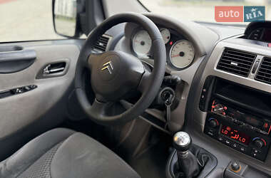 Минивэн Citroen Jumpy 2011 в 