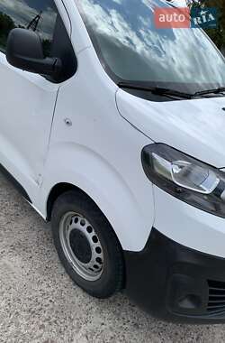 Вантажний фургон Citroen Jumpy 2018 в 