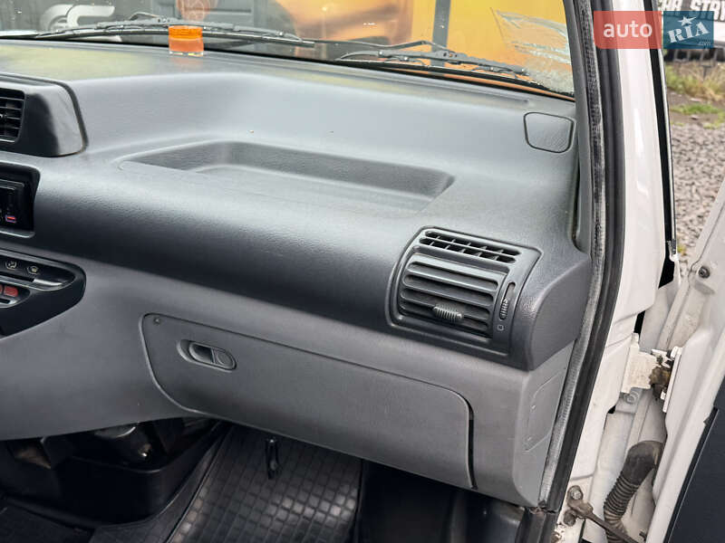 Минивэн Citroen Jumpy 2003 в Стрые