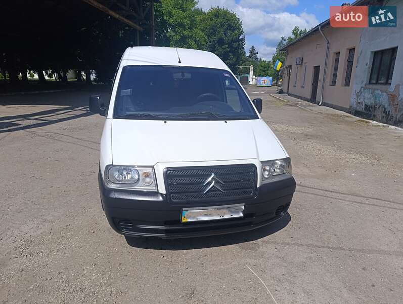 Минивэн Citroen Jumpy 2005 в 