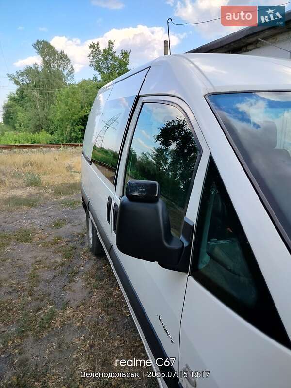 Минивэн Citroen Jumpy 2005 в Зеленодольской фото 12 Минивэн Citroen Jumpy 2005 в Зеленодольской