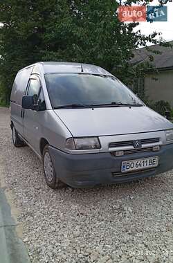 Грузовой фургон Citroen Jumpy 2003 в Почаеве