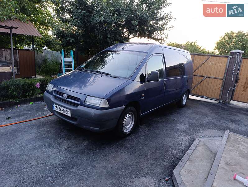 Минивэн Citroen Jumpy 2001 в 