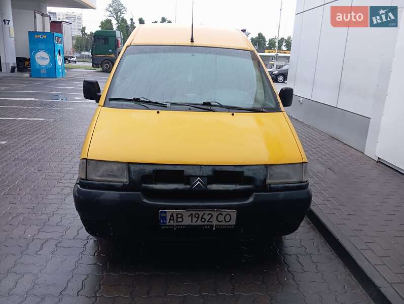 Вантажний фургон Citroen Jumpy 1999 в Вінниці