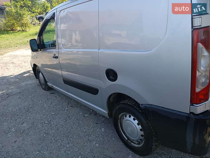 Грузовой фургон Citroen Jumpy 2007 в Галиче фото 5 Грузовой фургон Citroen Jumpy 2007 в Галиче