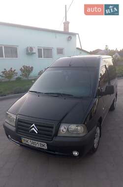 Минивэн Citroen Jumpy 2003 в 