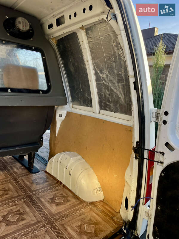 Вантажний фургон Citroen Jumpy 2001 в Рівному