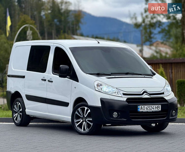 Вантажний фургон Citroen Jumpy 2014 в Міжгір'ї