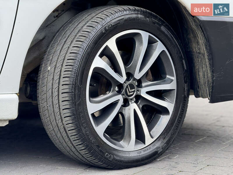 Вантажний фургон Citroen Jumpy 2014 в Міжгір'ї