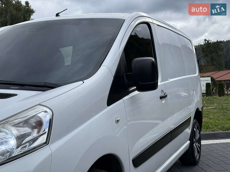 Вантажний фургон Citroen Jumpy 2014 в Міжгір'ї