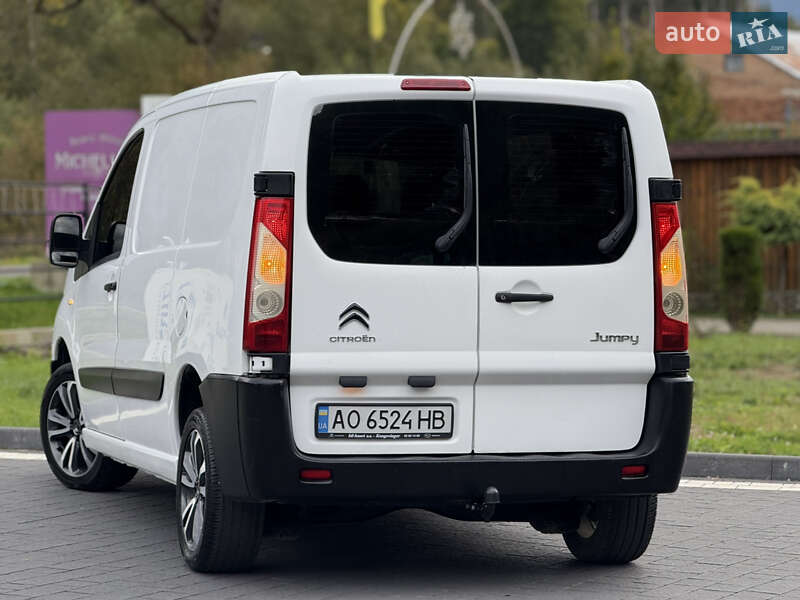 Вантажний фургон Citroen Jumpy 2014 в Міжгір'ї