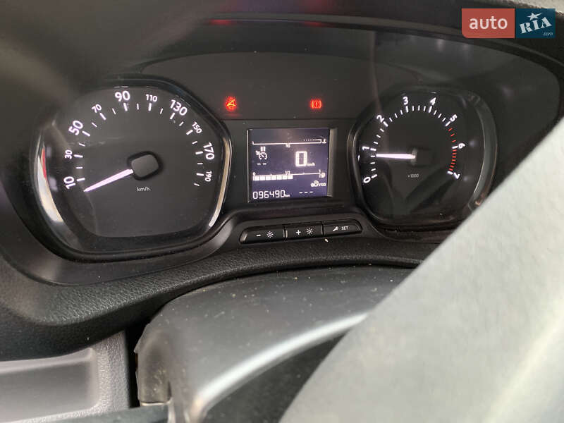 Мінівен Citroen Jumpy 2019 в Золочеві