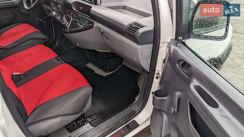 Минивэн Citroen Jumpy 2005 в Ровно