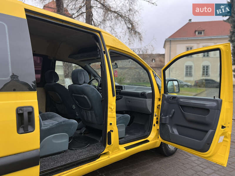 Минивэн Citroen Jumpy 2004 в Жовкве