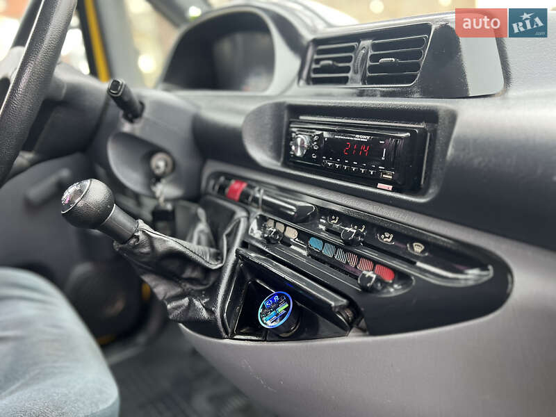 Минивэн Citroen Jumpy 2004 в Жовкве