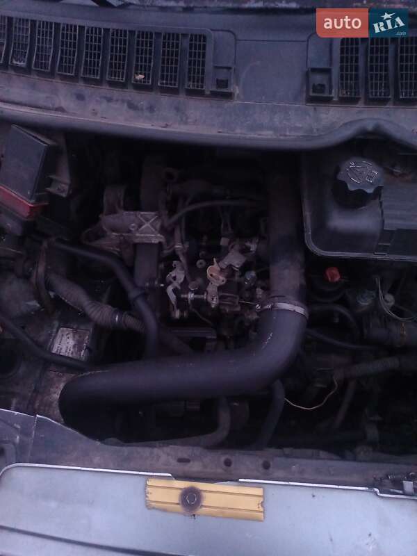 Минивэн Citroen Jumpy 2000 в Радомышле