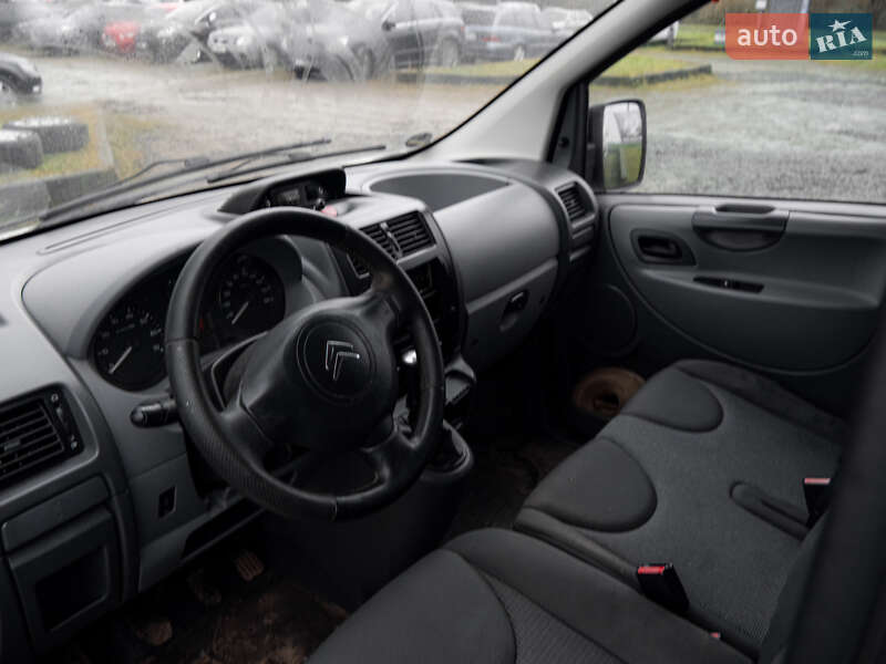 Грузовой фургон Citroen Jumpy 2011 в Львове
